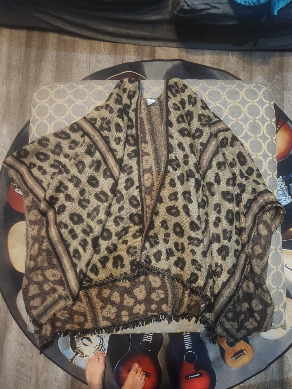 Source Unknown Beige and Brown Leopard Print Ruana Cape